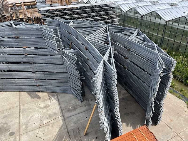Staalconstructie 6,40 x 18 mtr (115m2) - afbeelding 13 van  15