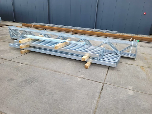 Staalconstructie 6x 20 mtr (120m2) - afbeelding 5 van  5