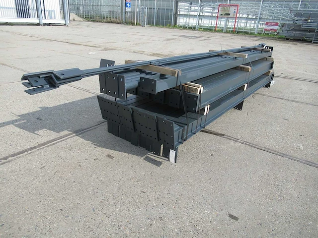 Staalconstructie 7 x 16 meter (112m2) - afbeelding 3 van  8