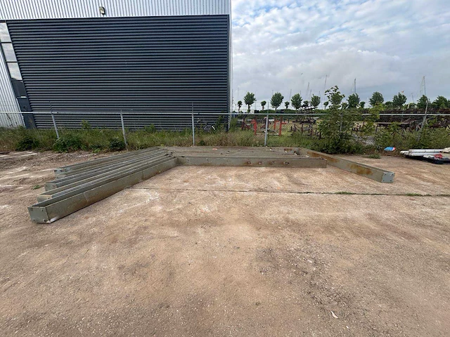 Staalconstructie (7,00x9,00 mtr) (63m²) - afbeelding 7 van  15