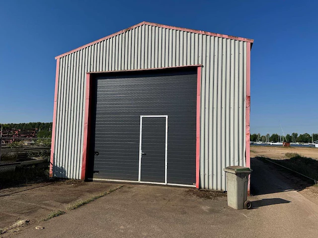Staalconstructie (7,00x9,00 mtr) (63m²) - afbeelding 8 van  15