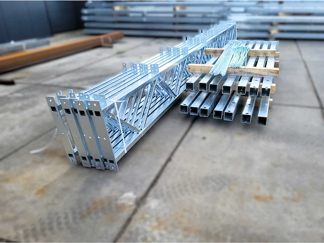 Staalconstructie 7x 24 mtr (168m2) - afbeelding 2 van  8