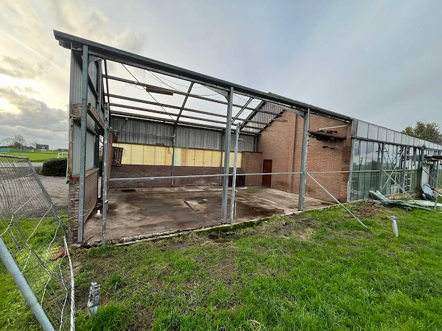 Staalconstructie (7x7 mtr) (49m2) - afbeelding 4 van  6