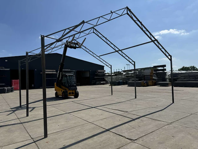 Staalconstructie (8 x 12 mtr) (96m2) - afbeelding 16 van  18