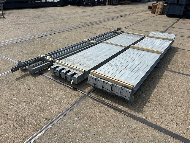 Staalconstructie 8.00 x 16.00 meter (128m2) - afbeelding 2 van  9