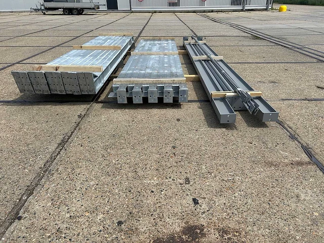 Staalconstructie 8.00 x 16.00 meter (128m2) - afbeelding 6 van  9