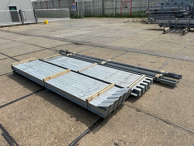 Staalconstructie 8.00 x 16.00 meter (128m2) - afbeelding 9 van  9