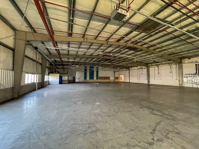 Staalconstructie (81,00x39,00 mtr) (3159m2) - afbeelding 11 van  16
