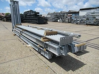 Staalconstructie 8.20 x 24.00 meter (197m2) - afbeelding 3 van  10