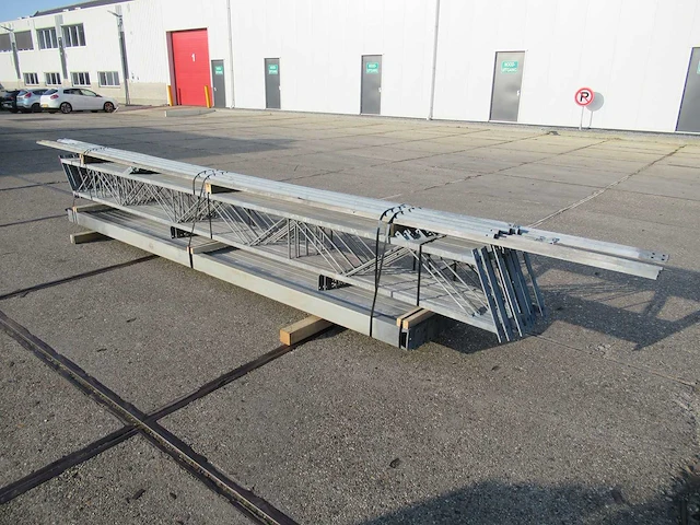 Staalconstructie 8.50 x 16.00 meter (136m2) - afbeelding 8 van  8