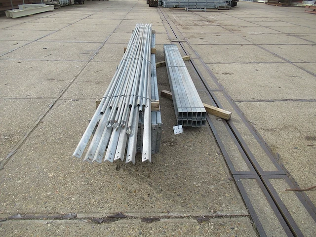 Staalconstructie 8.50 x 24.00 meter (204m2) - afbeelding 6 van  9
