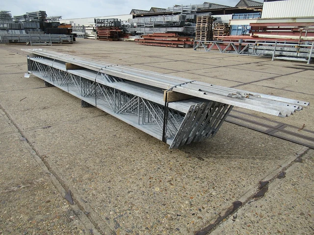 Staalconstructie 8.50 x 24.00 meter (204m2) - afbeelding 7 van  9
