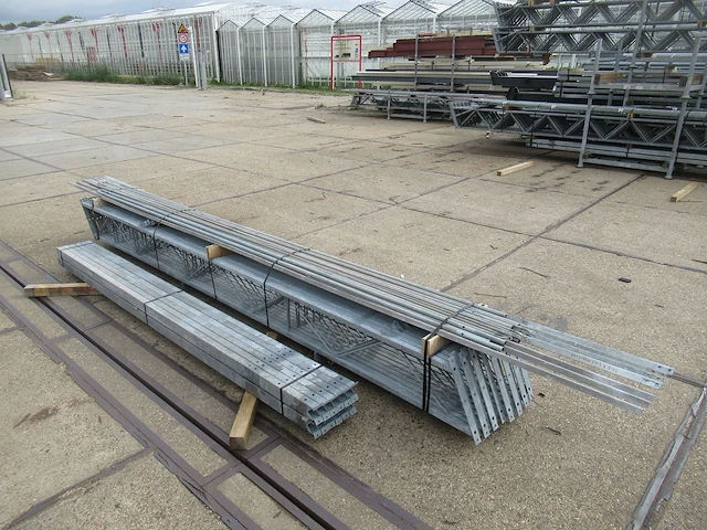 Staalconstructie 8.50 x 24.00 meter (204m2) - afbeelding 9 van  9