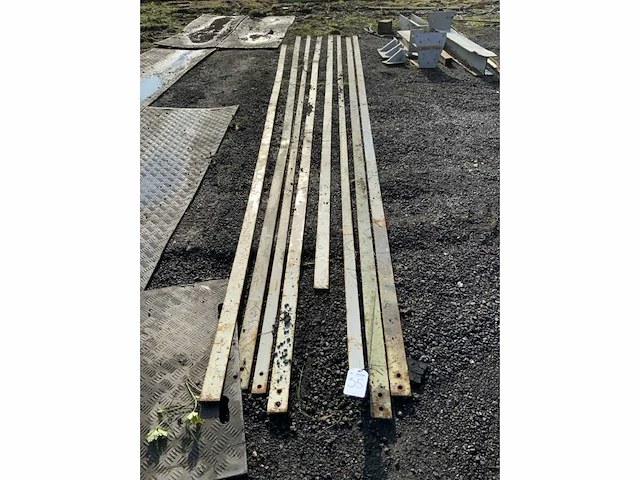 Staalconstructie (8x) - afbeelding 2 van  3