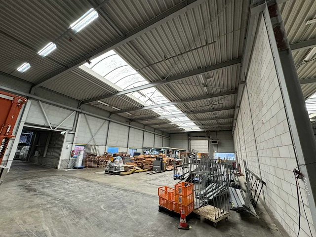 Staalconstructie (928m2) - afbeelding 2 van  16