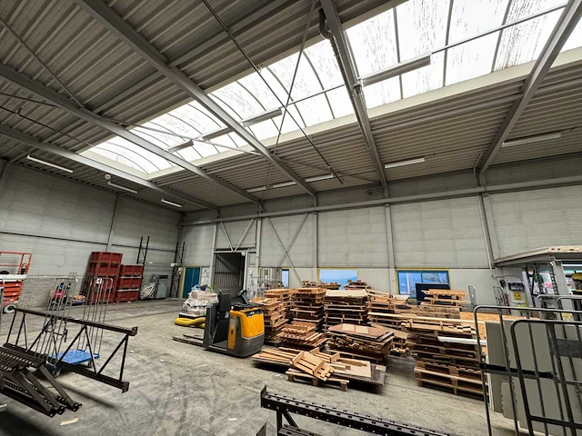 Staalconstructie (928m2) - afbeelding 15 van  16