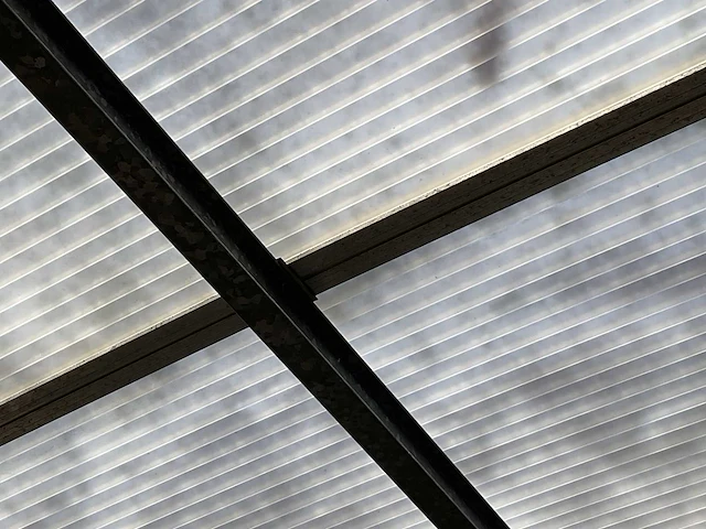 Staalconstructie (9,70 x 5,63 mtr) (54,60m2) - afbeelding 20 van  29