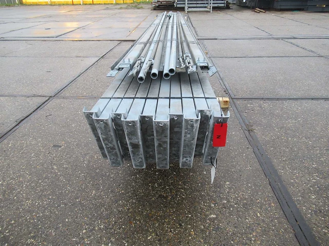 Staalconstructie 9.75 x 16.00 meter (156m2) - afbeelding 7 van  12