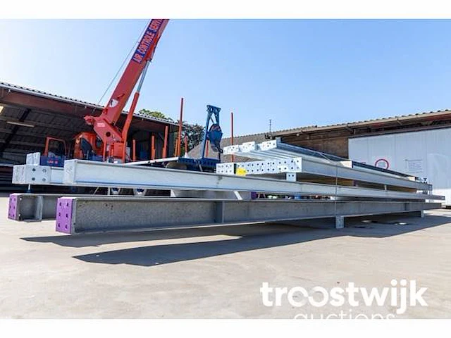Staalconstructie 9.9x30 meter (ca. 297 m2) met zolder - afbeelding 6 van  18