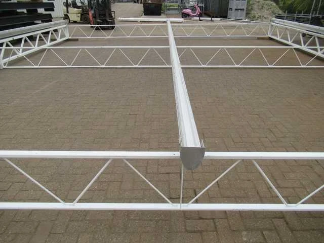 Staalconstructie carport overkapping 8 x 9 meter (72m2) - afbeelding 3 van  14
