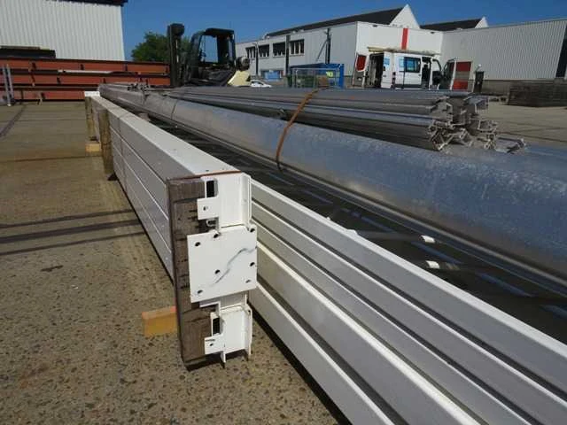 Staalconstructie carport overkapping 8 x 9 meter (72m2) - afbeelding 14 van  14