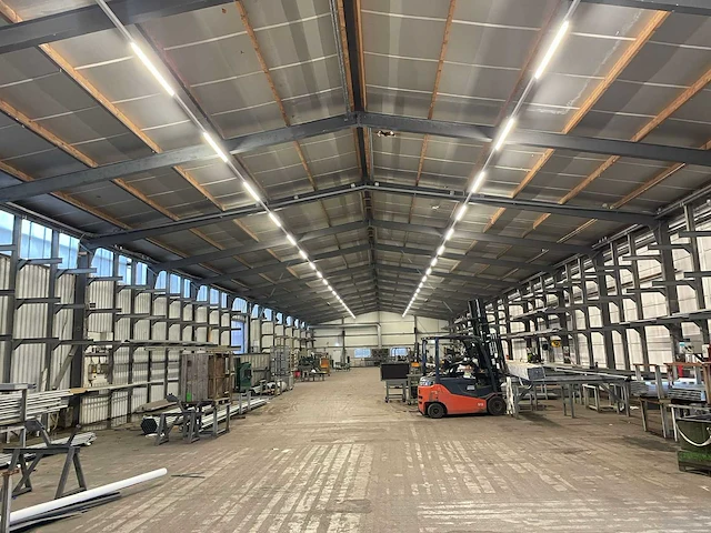 Staalconstructie / loods (1260m2) - afbeelding 1 van  10