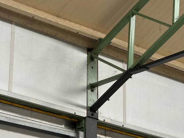 Staalconstructie met dak (15,00x58,80mtr) (882m2) - afbeelding 19 van  21