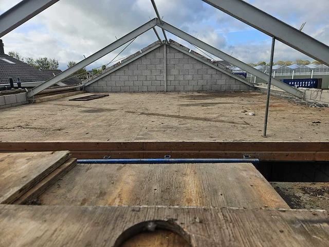 Staalconstructie met entresolvloer (10x 20 mtr) (200m2) - afbeelding 5 van  27