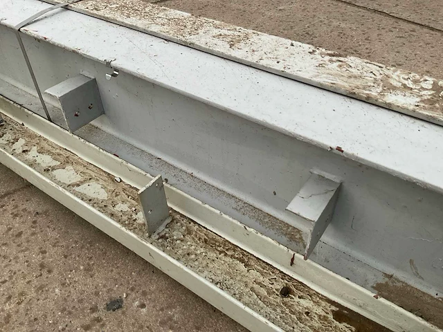 Staalconstructie met entresolvloer (10x 20 mtr) (200m2) - afbeelding 19 van  27