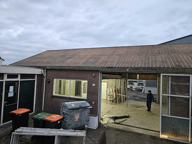 Staalconstructie met entresolvloer (10x 20 mtr) (200m2) - afbeelding 21 van  27