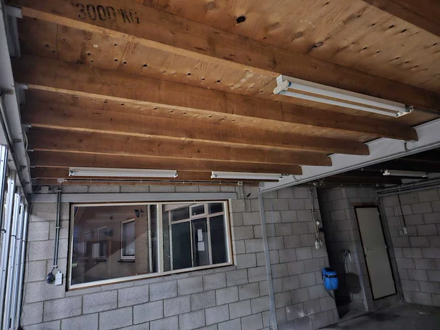 Staalconstructie met entresolvloer (10x 20 mtr) (200m2) - afbeelding 22 van  27