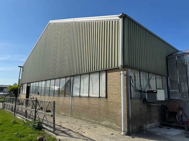 Staalconstructie met zolder & pv-installatie (14,70x20,00 mtr) (294m2) - afbeelding 23 van  33