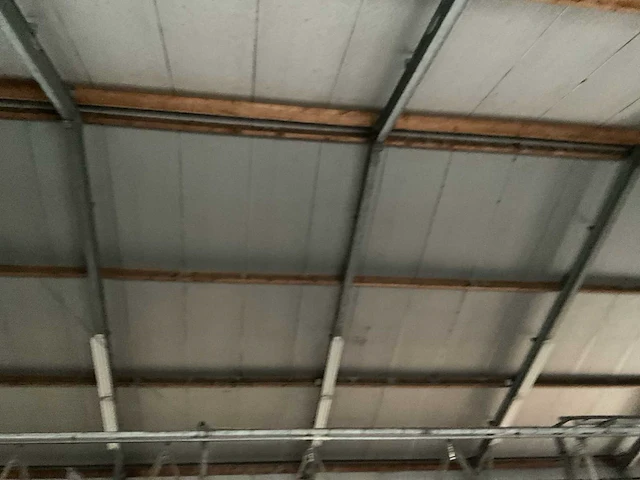 Staalconstructie met zonnepanelen installatie 16 x 80 mtr (1448m2) - afbeelding 24 van  49