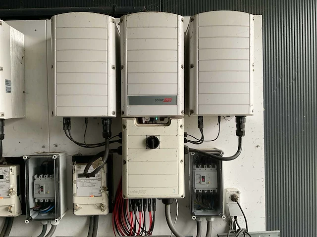 Staalconstructie met zonnepanelen installatie 16 x 80 mtr (1448m2) - afbeelding 38 van  49
