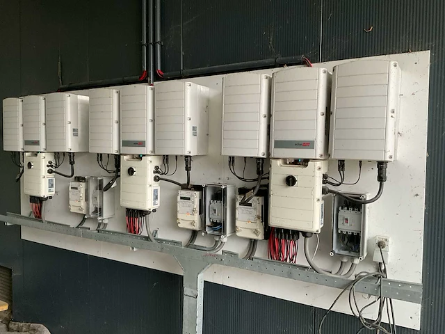 Staalconstructie met zonnepanelen installatie 16 x 80 mtr (1448m2) - afbeelding 39 van  49