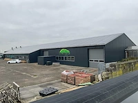 Staalconstructie met zonnepanelen installatie 16 x 80 mtr (1448m2) - afbeelding 32 van  49