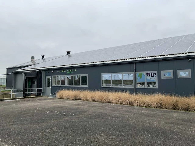 Staalconstructie met zonnepanelen installatie 16 x 80 mtr (1448m2) - afbeelding 47 van  49