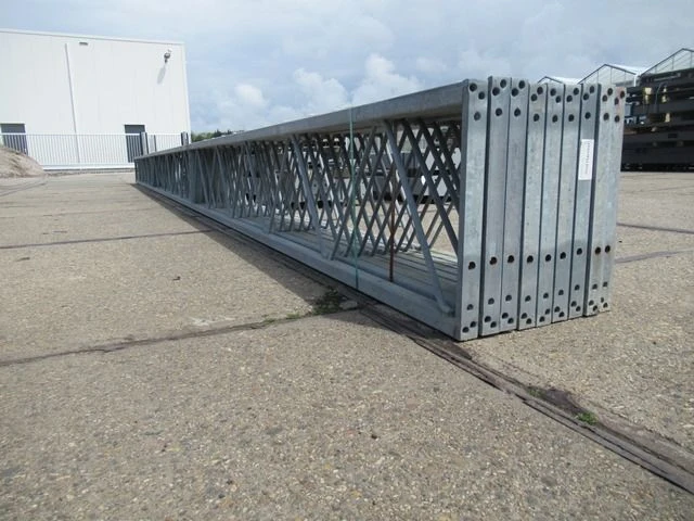 Staalconstructie platdak 12.20 x 50.00 meter (610m2) - afbeelding 3 van  16