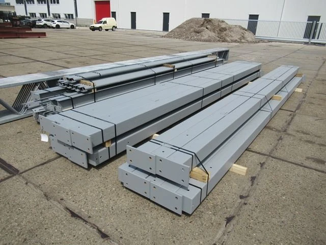 Staalconstructie platdak 12.20 x 50.00 meter (610m2) - afbeelding 14 van  16