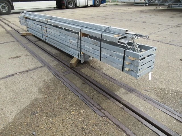 Staalconstructie platdak 4.70 x 12.00 meter (56m2) - afbeelding 2 van  7