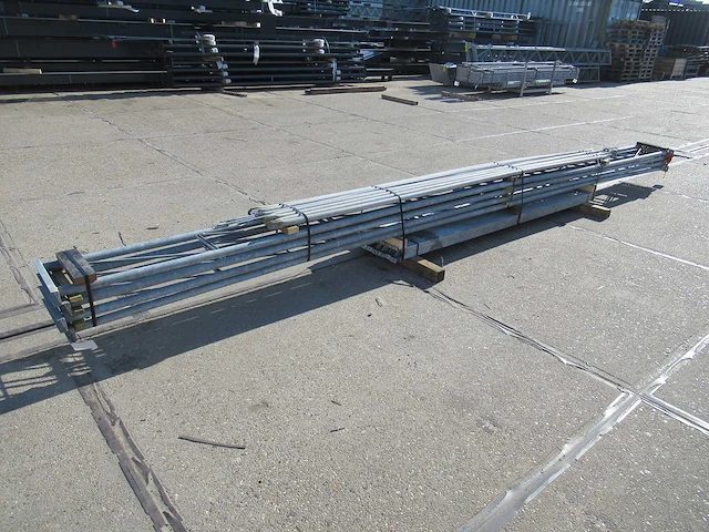 Staalconstructie platdak 6.40 x 12.00 meter (77m2) - afbeelding 1 van  10