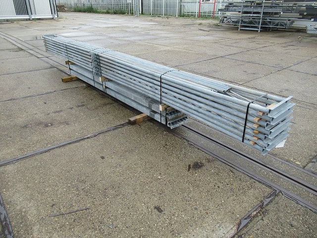 Staalconstructie platdak 6.40 x 24.00 meter (154m2) - afbeelding 3 van  8