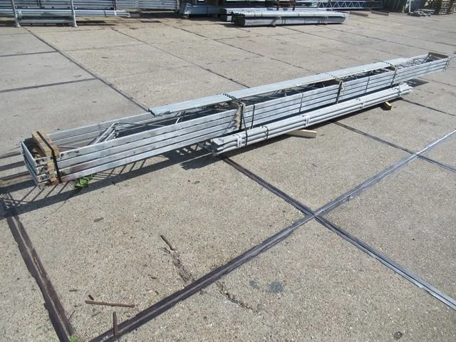 Staalconstructie platdak 8.10 x 12.90 meter (104m2) - afbeelding 4 van  8