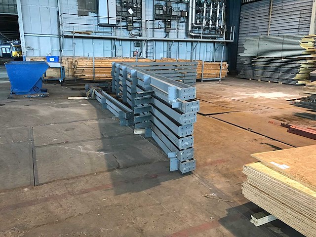 Staalconstructies (2x) - afbeelding 1 van  20