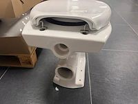 Staand toilet met zitting - afbeelding 3 van  3