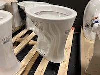 Staand toilet verhoogd ideal standard - afbeelding 1 van  3