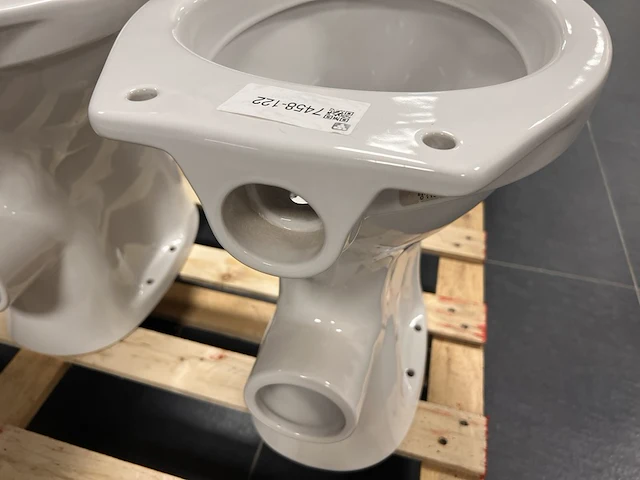Staand toilet verhoogd - afbeelding 4 van  4