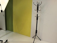Staande kapstok met 12 posities en hoogte 181 cm. - afbeelding 1 van  3
