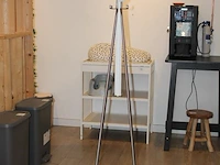 Staande kapstok met acht posities en hoogte 190 cm. - afbeelding 2 van  3