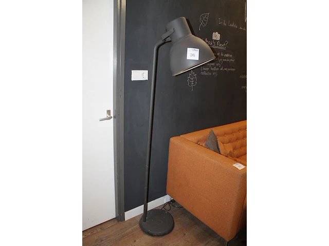 Staande lamp ikea met hoogte 180 cm. - afbeelding 2 van  2